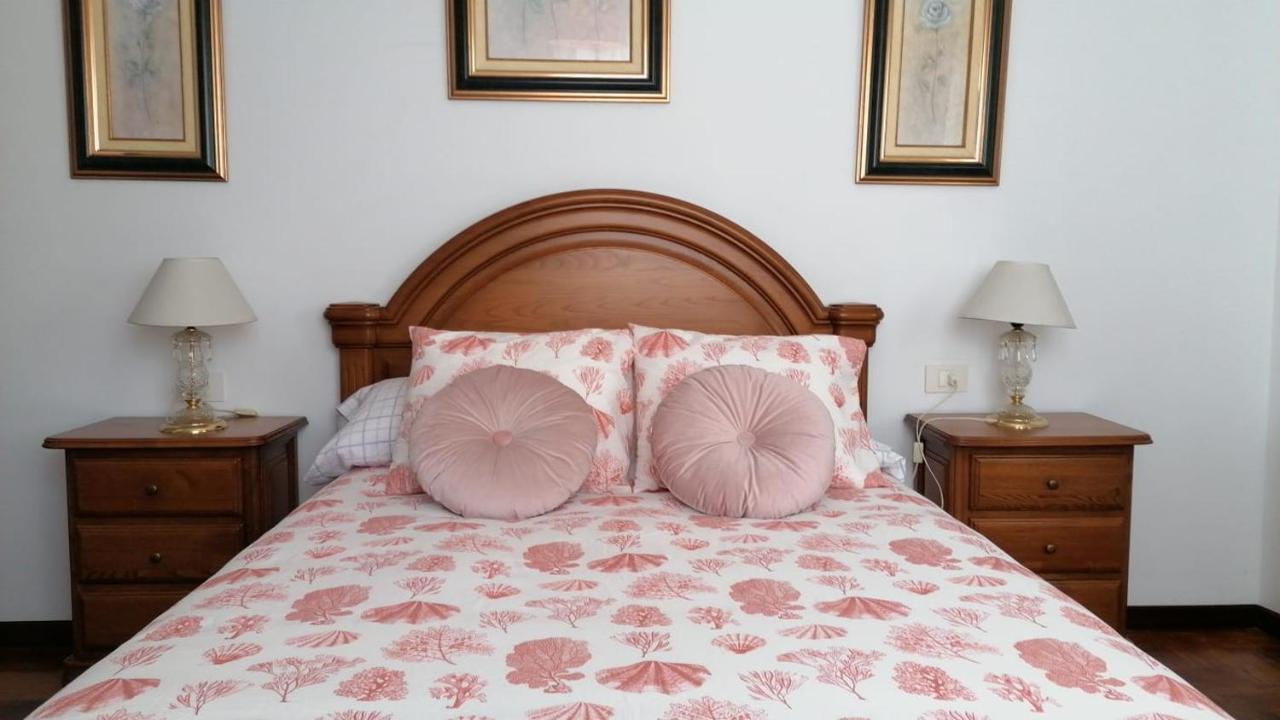 Apartamento La Basella Apartment บียานูเอบา เด อาโรซา ภายนอก รูปภาพ