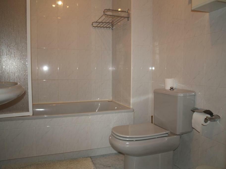 Apartamento La Basella Apartment บียานูเอบา เด อาโรซา ภายนอก รูปภาพ